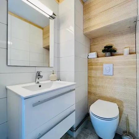 Spacious Center - Sauna - Self Check In * Rovaniemi