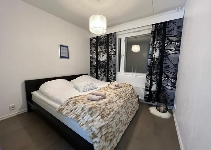 Spacious Center - Sauna - Self Check In *